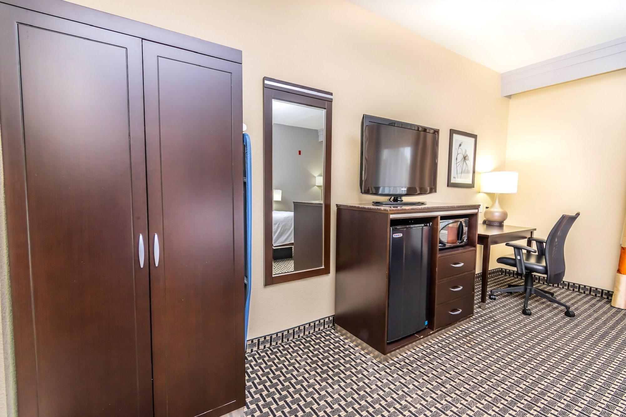 Econo Lodge Inn & Suites East Houston I-10 Exteriör bild