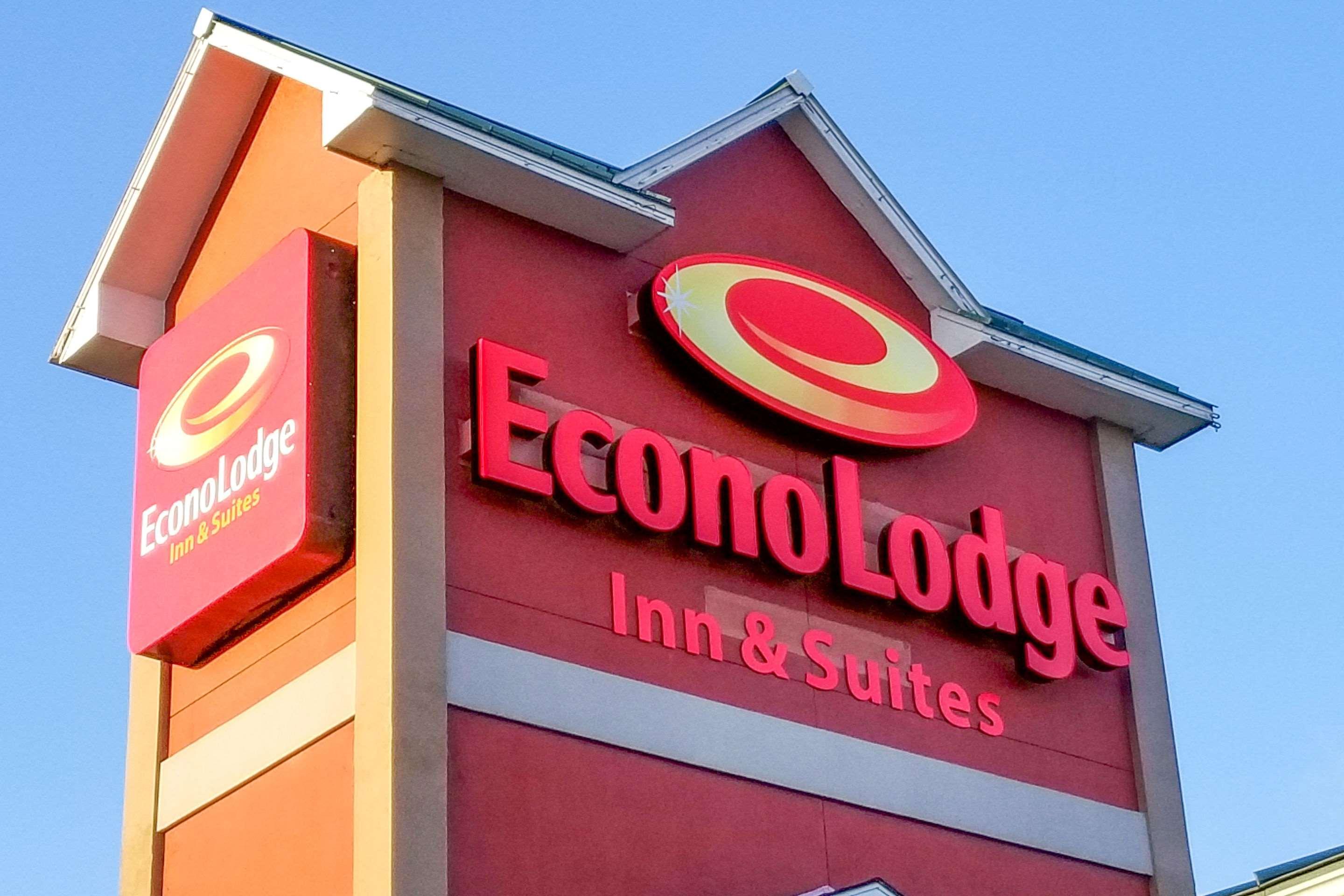 Econo Lodge Inn & Suites East Houston I-10 Exteriör bild