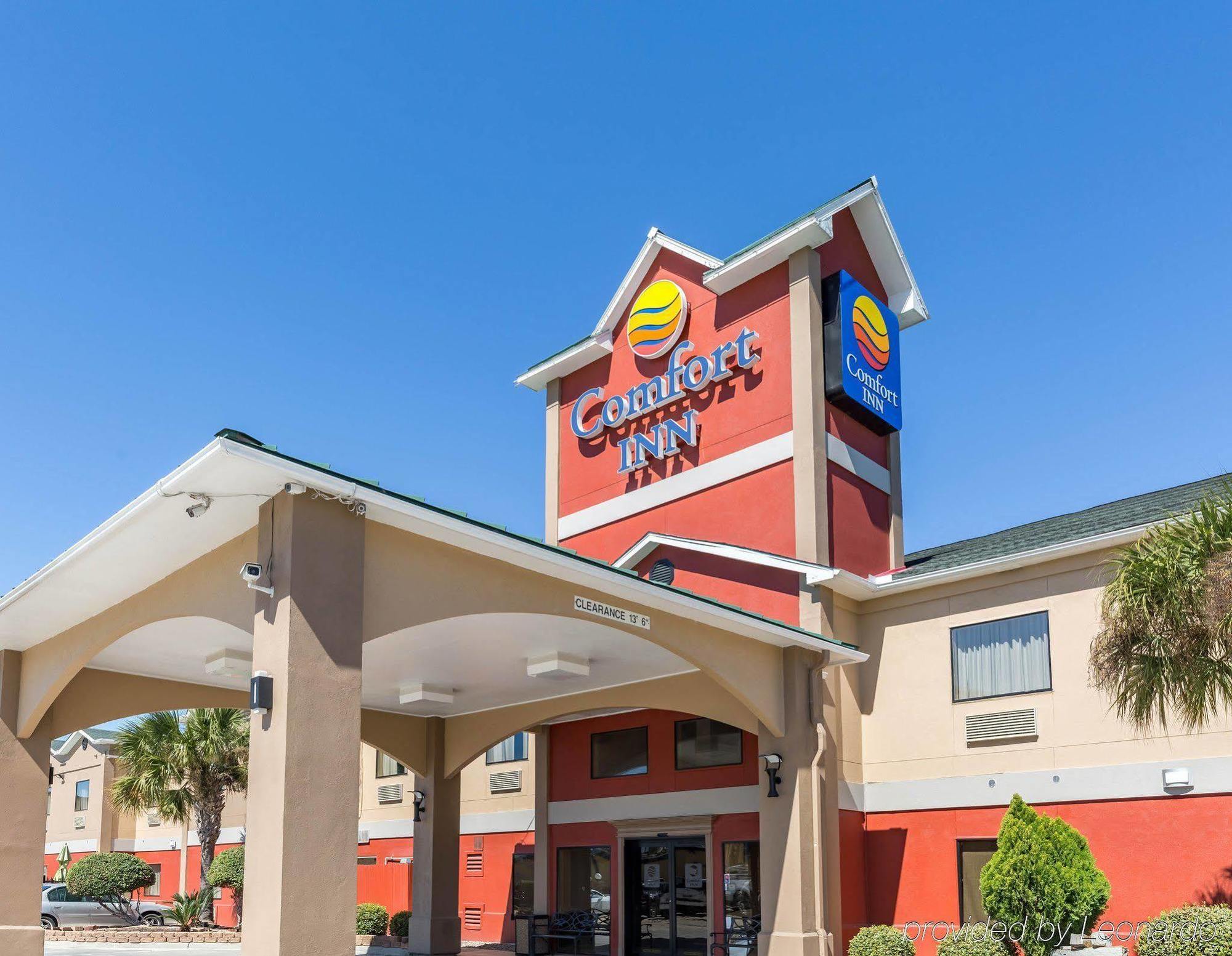 Econo Lodge Inn & Suites East Houston I-10 Exteriör bild