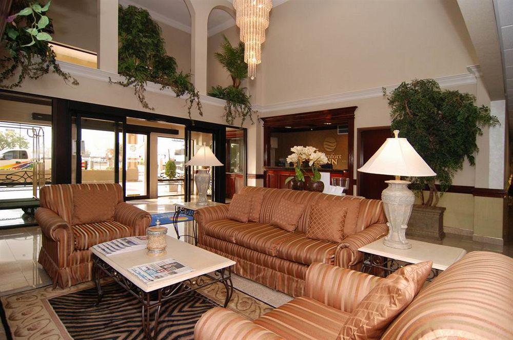 Econo Lodge Inn & Suites East Houston I-10 Exteriör bild