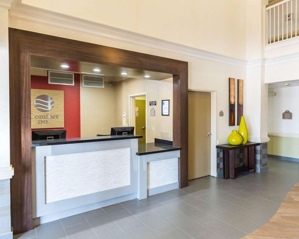 Econo Lodge Inn & Suites East Houston I-10 Inreriör bild